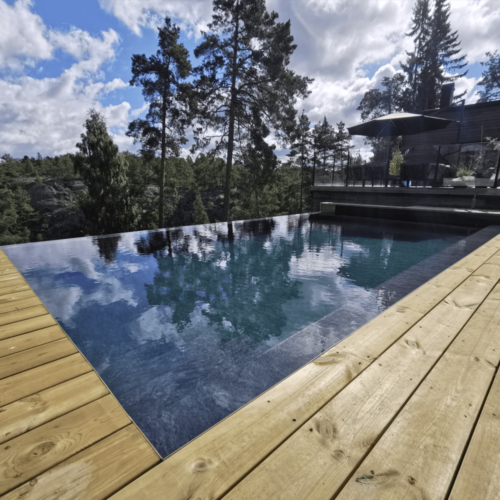 Infinity pool MR